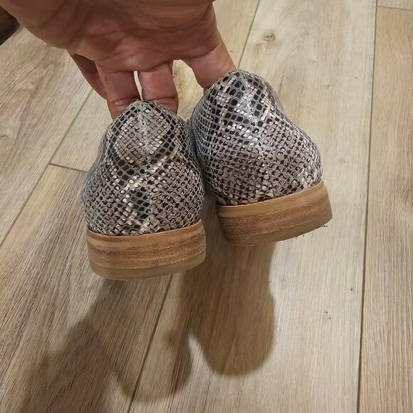 NWOT Corso Como Clarrah Leather Snake Print Loafer Size 7 - Picture 7 of 9